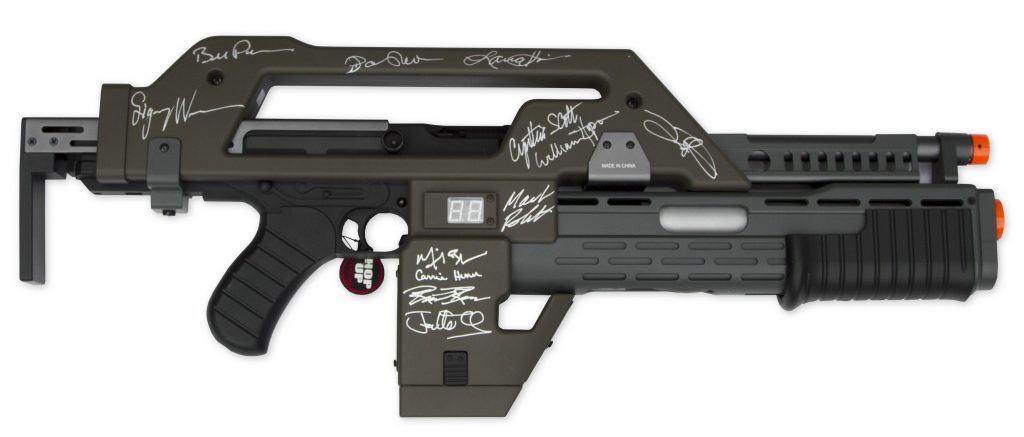 Aliens cast signed M41A Pulse Rifle