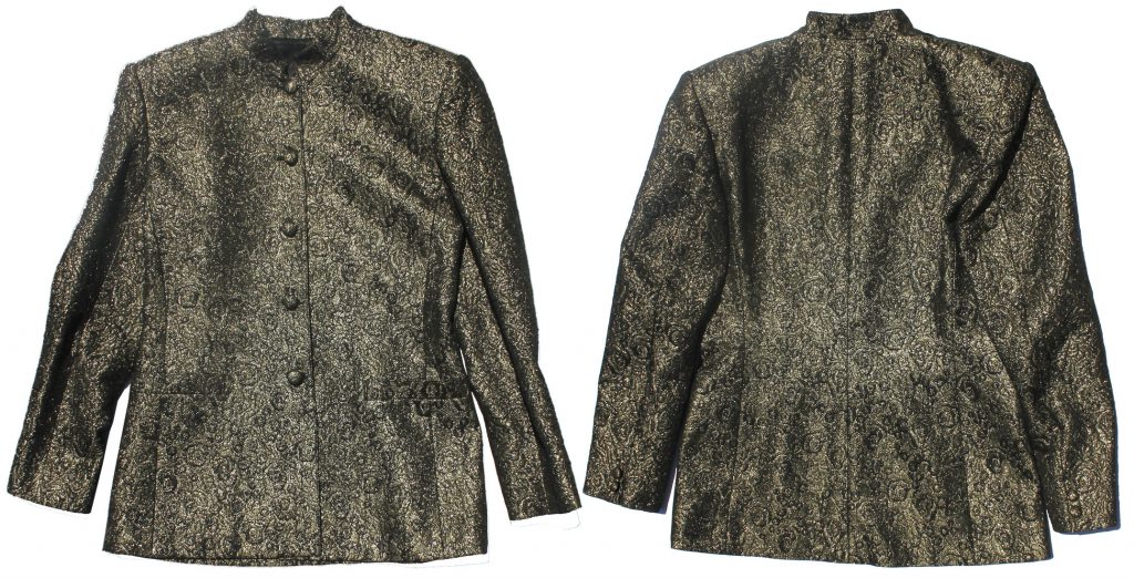  Dolly Parton worn elaborate jeweled dress