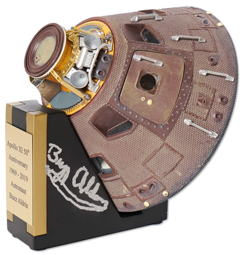 ISS International Space Station 1:100 model