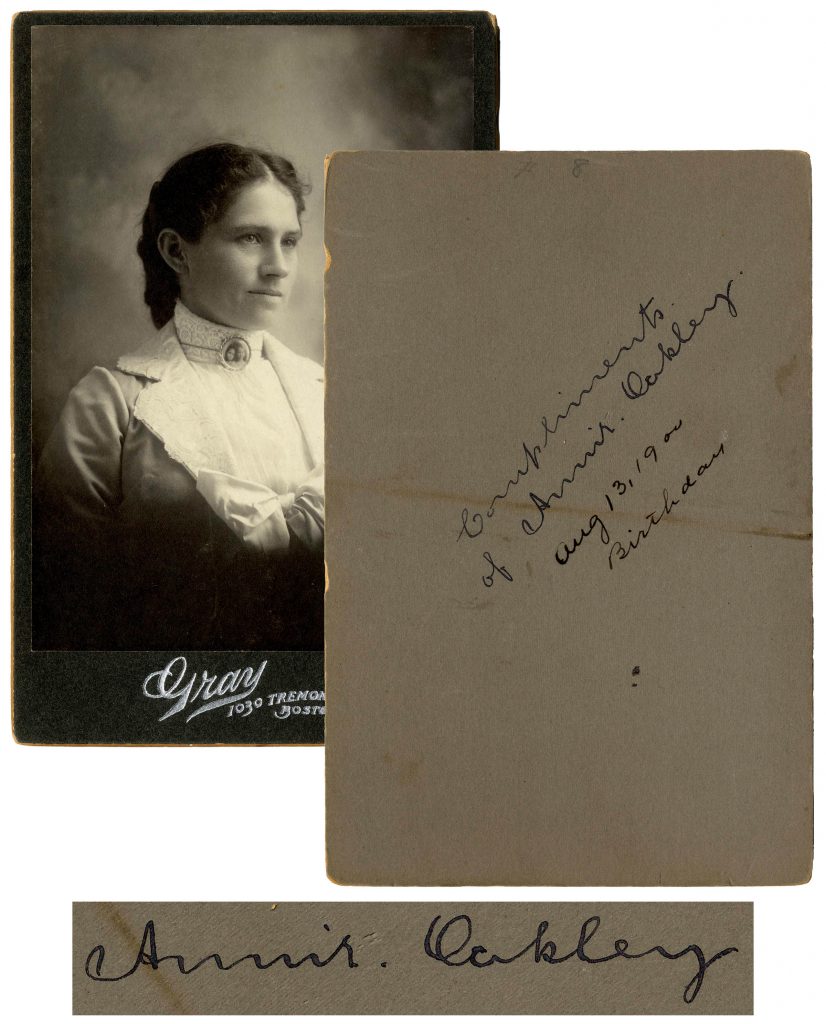 Annie Oakley signed cabinet photo