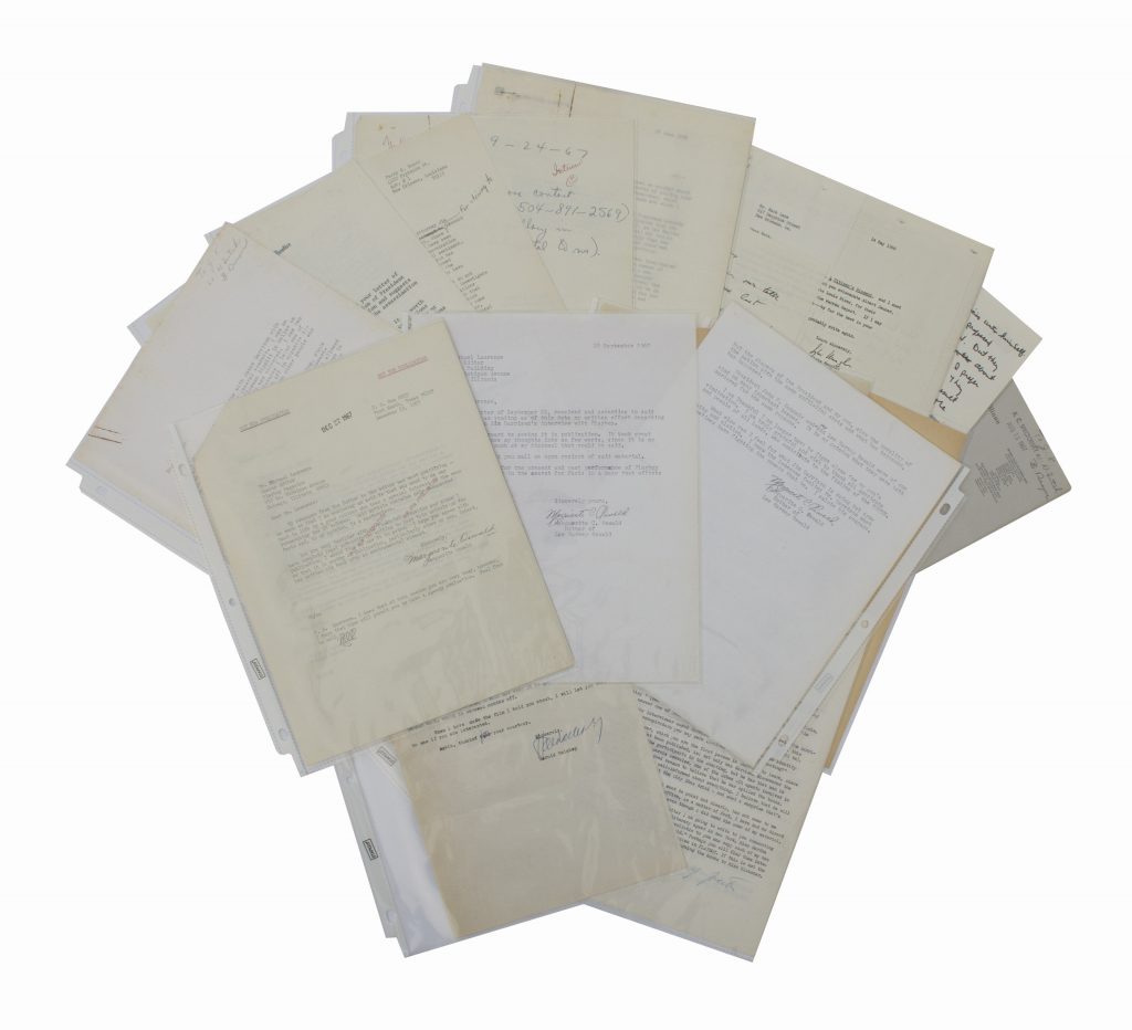 Marguerite Oswald signed letters 
