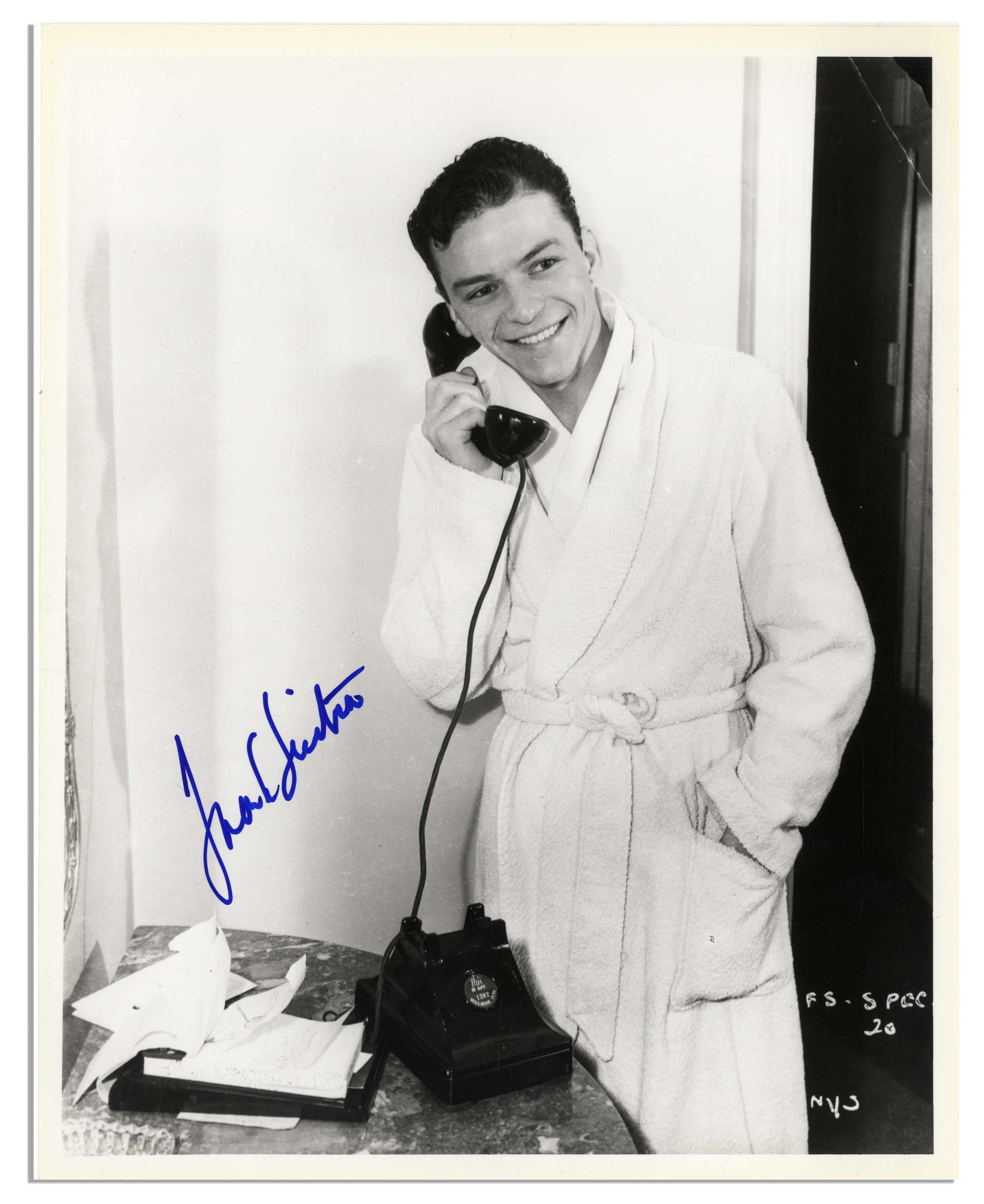 33832_lg - Hollywood Memorabilia, Fine Autographs, & Consignments Blog